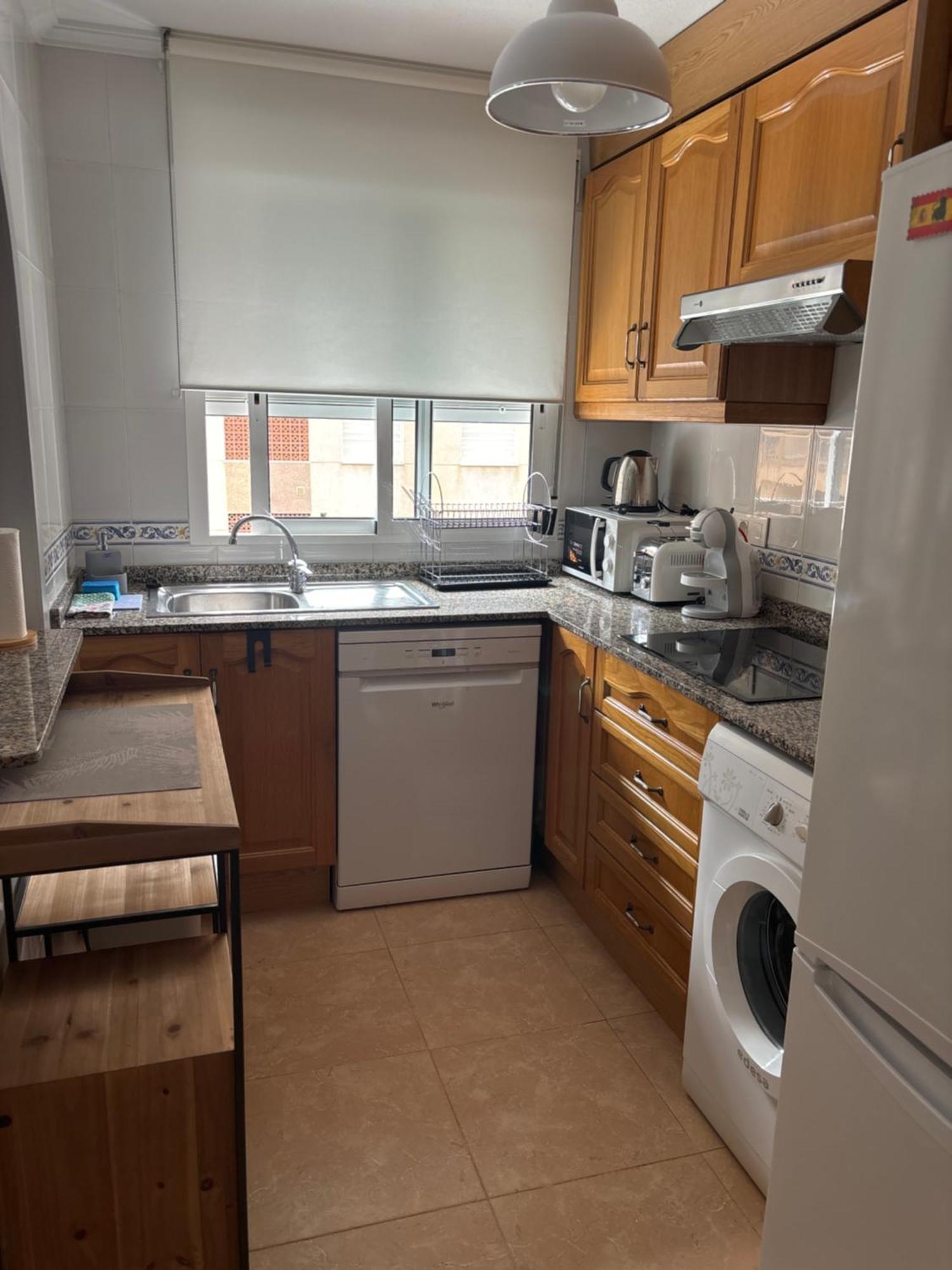 Vinas Apartment Торевиеха Екстериор снимка