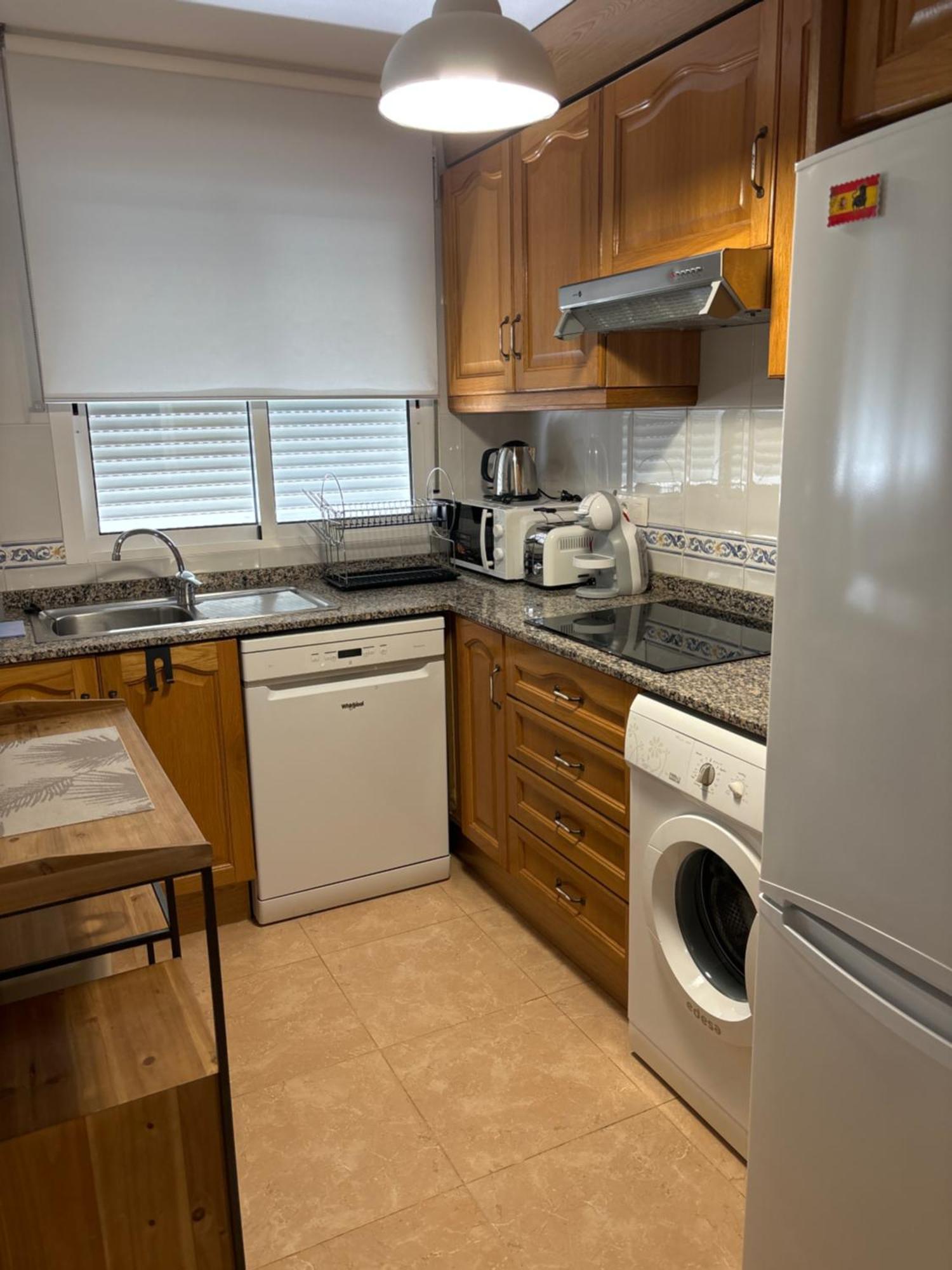 Vinas Apartment Торевиеха Екстериор снимка