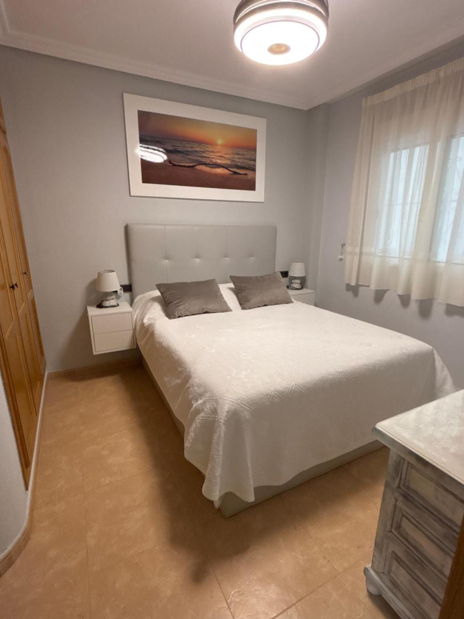 Vinas Apartment Торевиеха Екстериор снимка