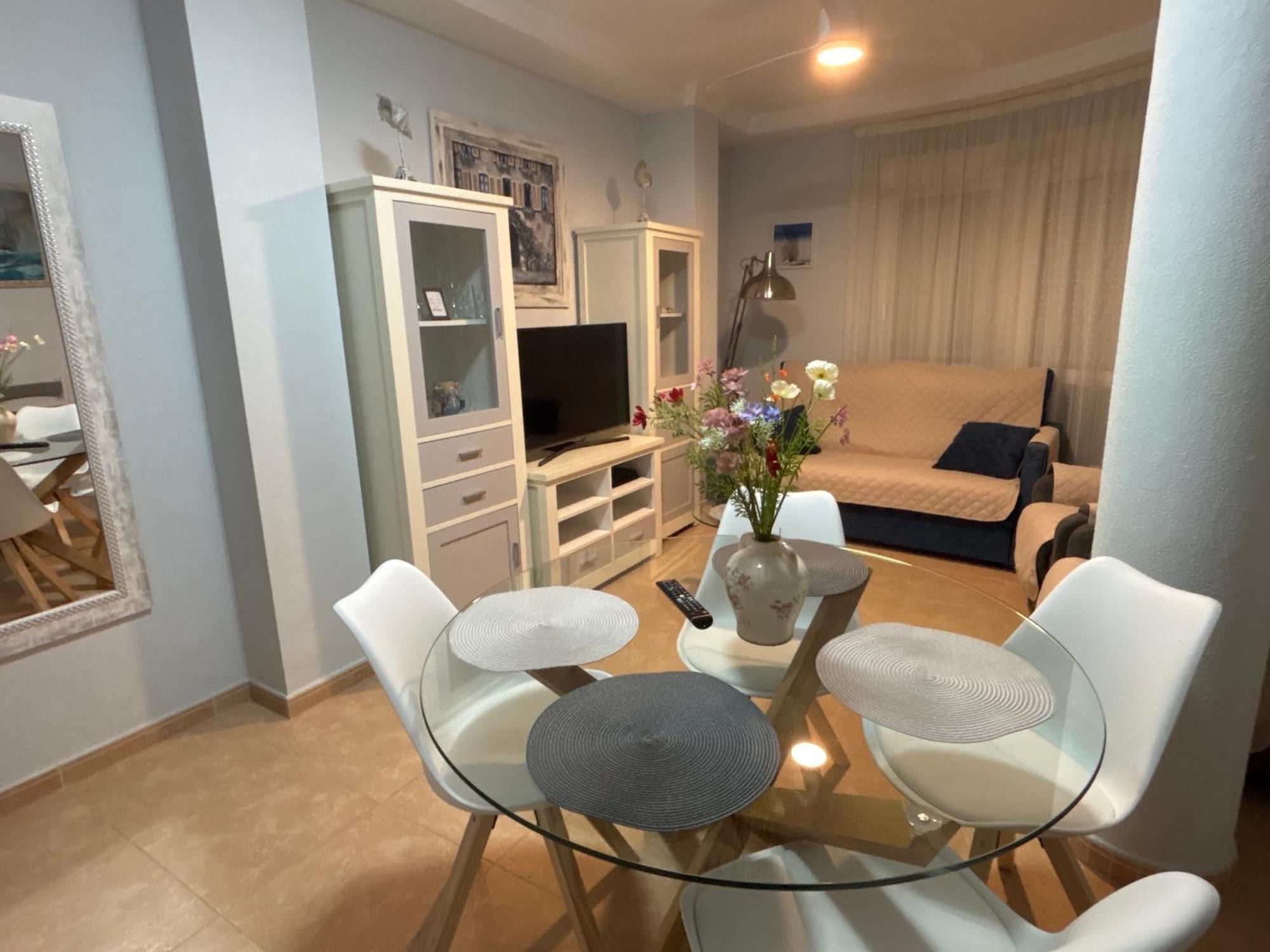 Vinas Apartment Торевиеха Екстериор снимка