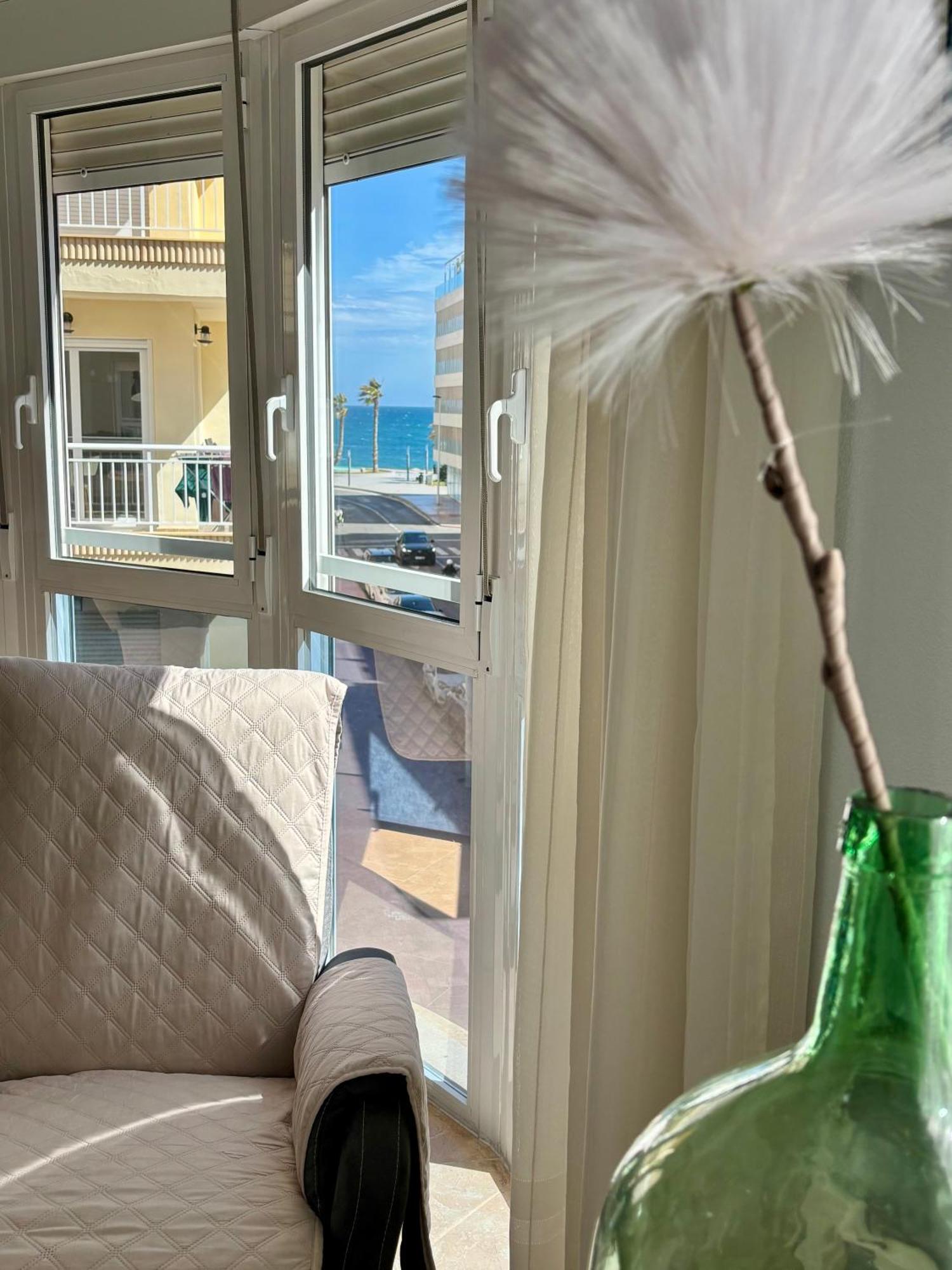 Vinas Apartment Торевиеха Екстериор снимка