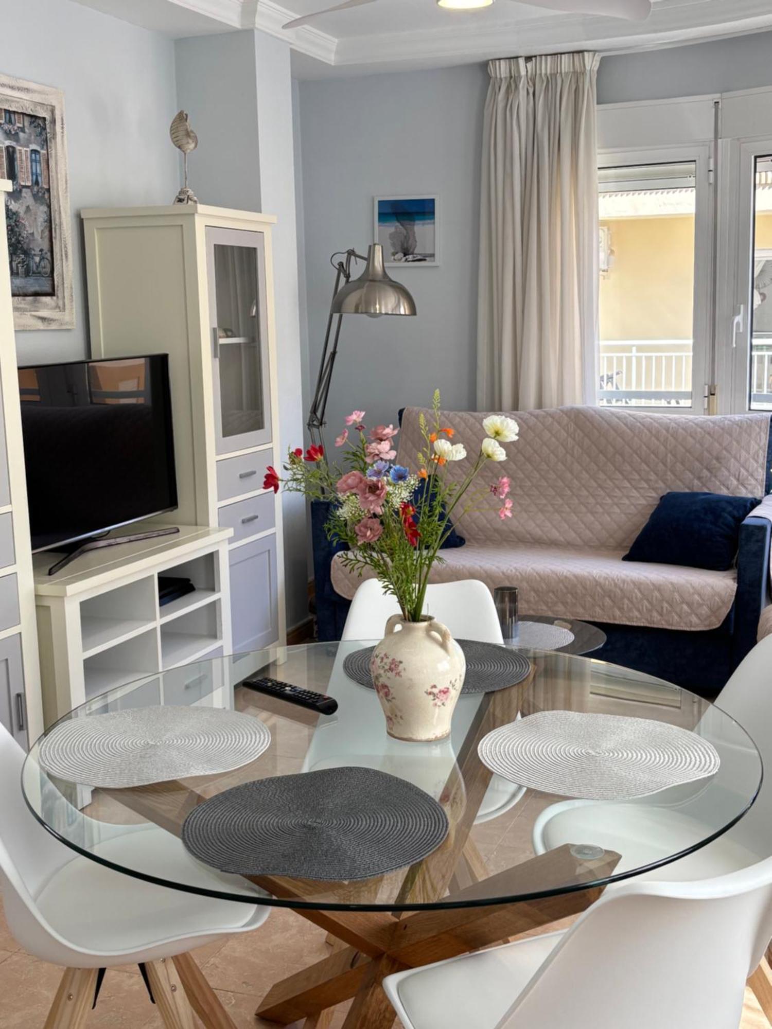 Vinas Apartment Торевиеха Екстериор снимка